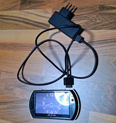Sony psp handheld system 16 - handheld-system,